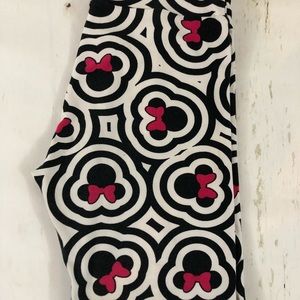 LuLaRoe os Disney leggings